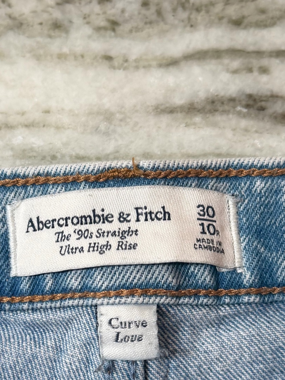 Abercrombie & Fitch Light Blue The 90s Straight Leg Jeans Ultra High-Rise - Picture 5 of 6